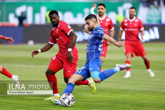 دیدار تیمهای استقلال تهران و پرسپولیس تهران