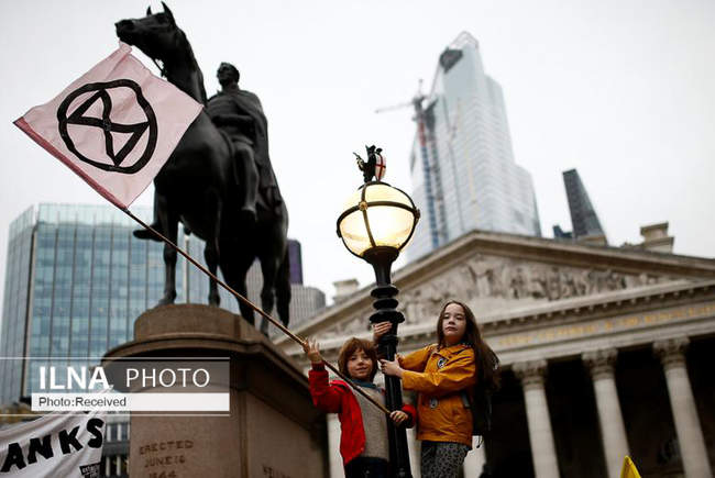 تظاهرات فعالان محیط زیست در لندن