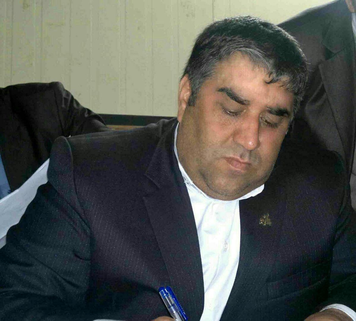 حمایت‌های مردمی سردی سرای خزان‌زده زلزله‌زدگان را گرما بخشید