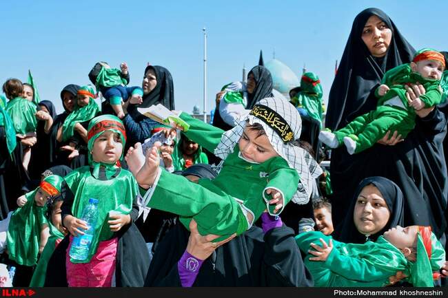 مراسم شیرخوارگان حسینی در حرم مطهر رضوی