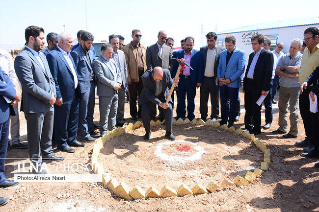 بازدید استاندار قزوین از 4 واحد صنعتی در تاکستان