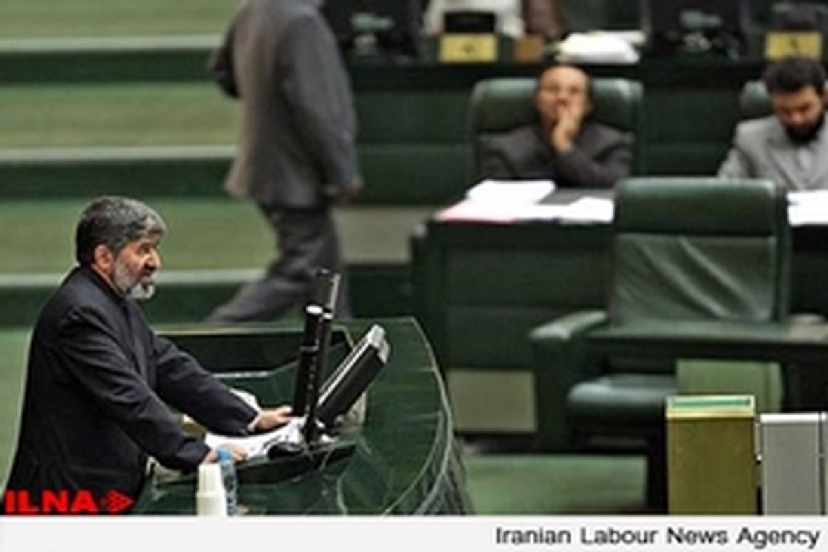 کاری نکنید خاطره بدی از مجلس بماند / جوک درست نکنید بگویند وزیر علوم باید متولد بعد از سال۸۸ باشد