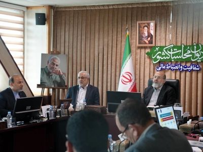 نباید صنایع تاثیرگذار در بودجه نادیده گرفته شوند