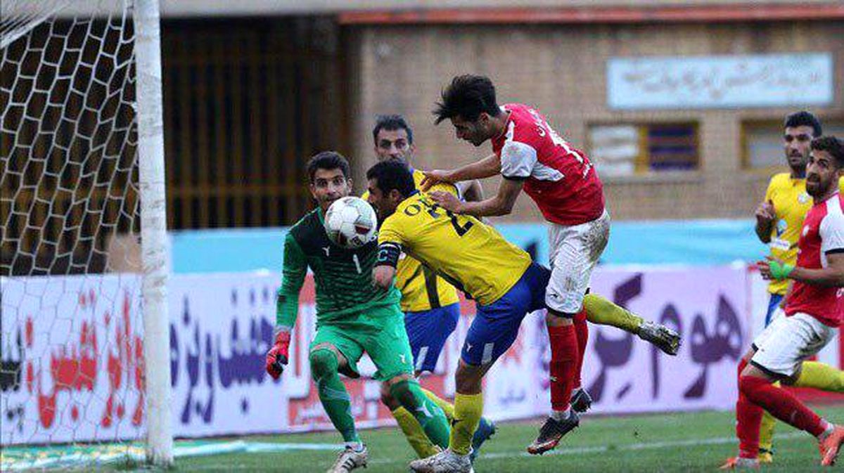 اکسین 1-0 خونه به خونه؛ اولین برد حسینی مقابل تیم بدون مربی!