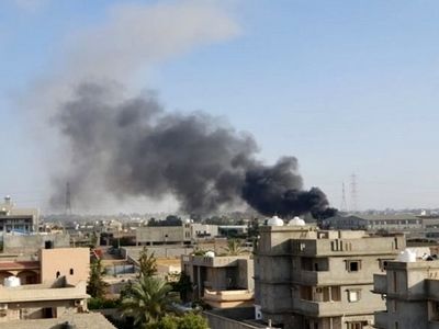 زخمی شدن ۵ غیرنظامی طی بمباران نیروهای حفتر در طرابلس