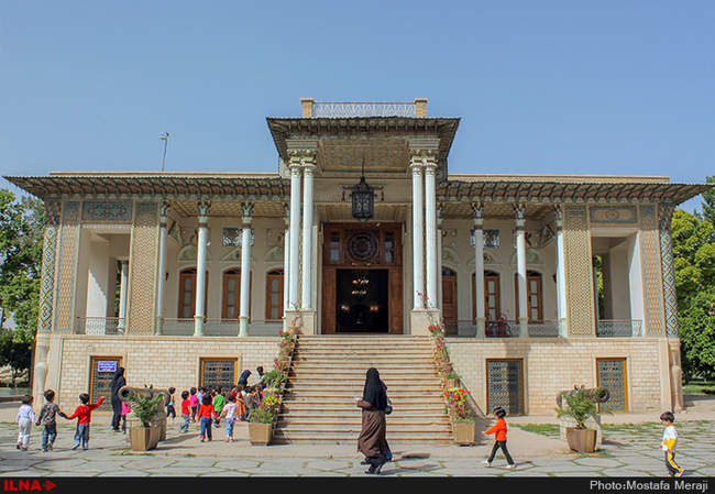 باغ موزه عفیف آباد در شیراز