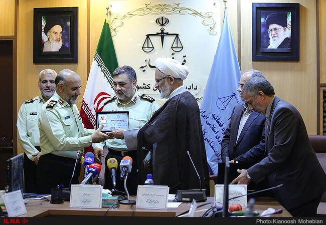 گزارش تصویری مراسم اعطای کارت ضابطین عام دستگاه قضایی