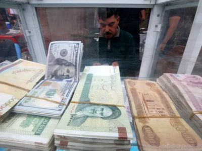 اقتصاد ایران در پیچ تاریخی؛ رفع تحریم‌ها چه تغییری ایجاد می‌کند؟