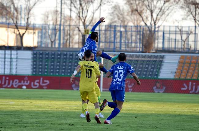گزارش تصویری بازی استقلال ۳-۲ شمس آذر