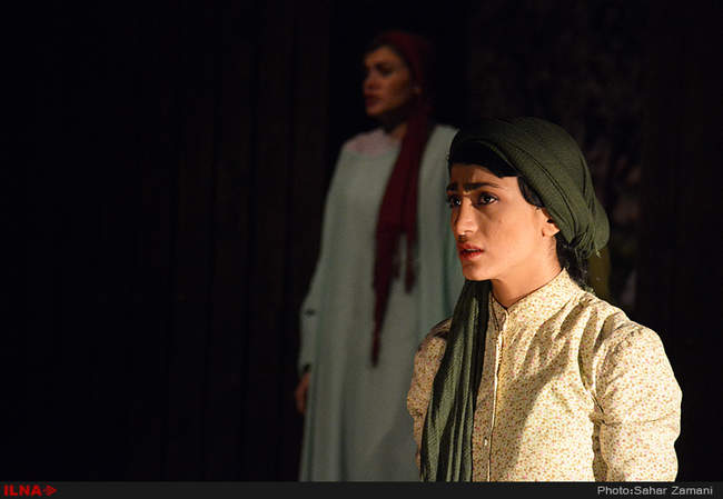 نمایش «مثل آب برای شکلات» 