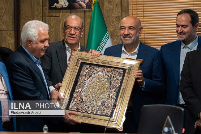 مراسم تقدیر از وزیر تعاون، کار و رفاه اجتماعی و مدیر عامل سازمان تامی