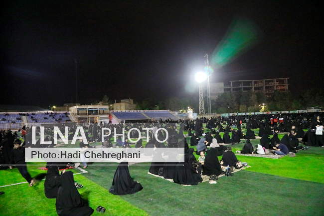 
مراسم عزاداری شب عاشورا در هیئت خادم الرضا(ع) قم