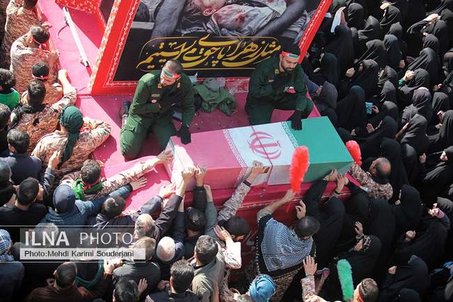 تشییع شهدای گمنام در اصفهان