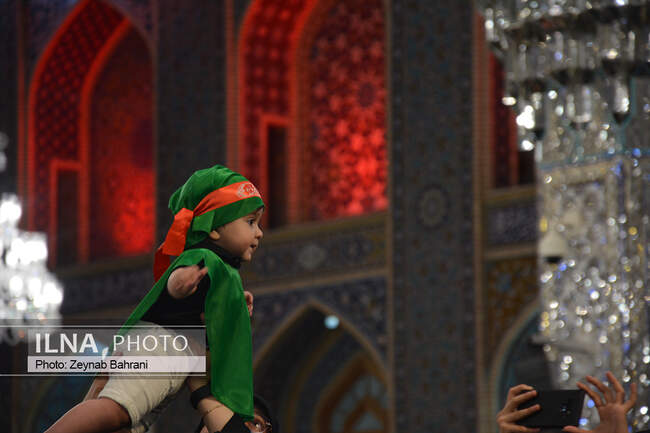 مراسم شیرخوارگان حسینی در حرم امام رضا (ع)