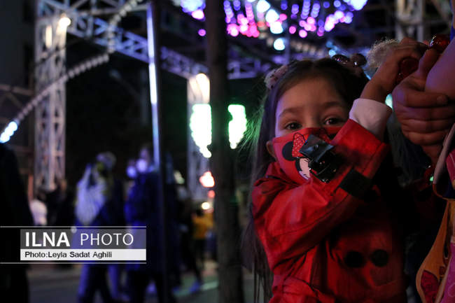 حال و هوای تهران درشب نیمه شعبان