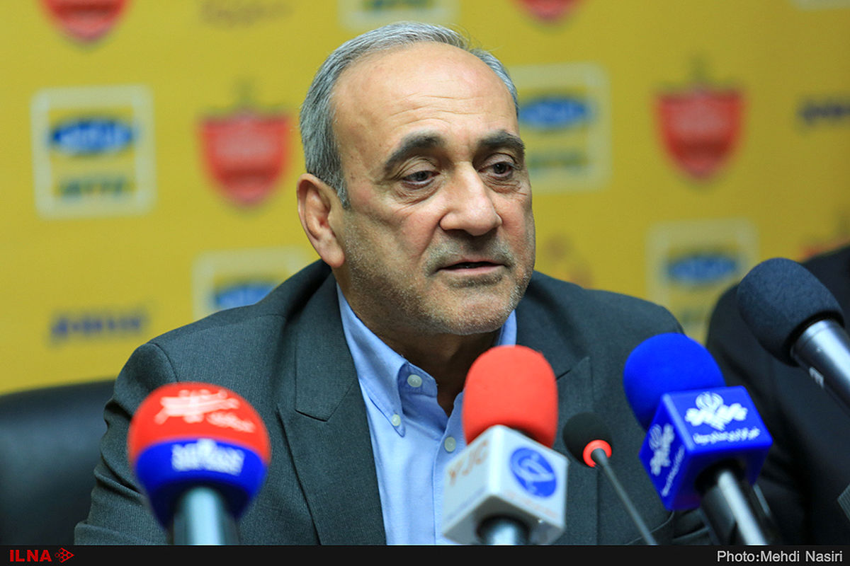 گرشاسبی: هیات مدیره استقلال نگاهی به جدول بکند و بعد ادعای زدن چهار گل به پرسپولیس را داشته باشد /آرزو بر جوانان عیب نیست