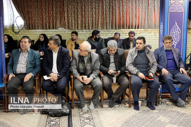 نشست صمیمی اصحاب رسانه با امام جمعه تبریز