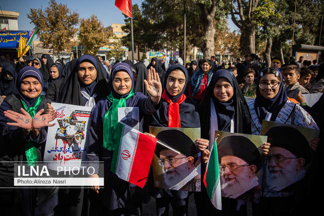راهپیمایی ۱۳ آبان در قزوین به روایت تصویر