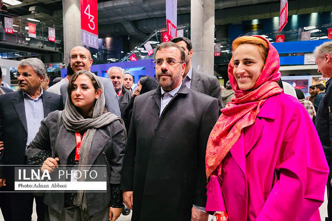 بازدیداستاندارفارس ازمحل برگزاری چهل وسومین جشنواره جهانی فیلم فجر 