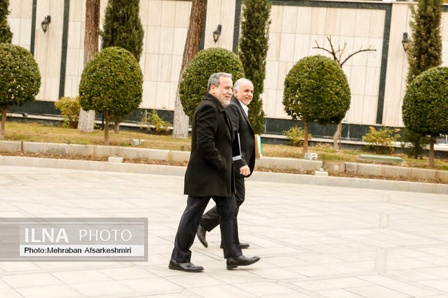 حاشیه جلسه هیات دولت - ۳ دی