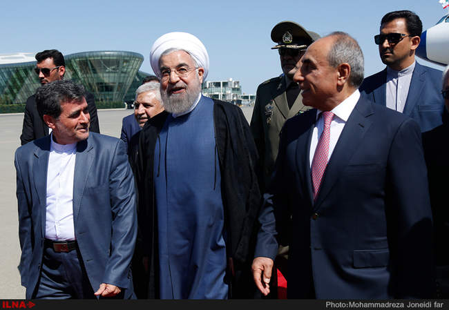 حسن روحانی رئیس جمهور کشورمان وارد باکو شد/2