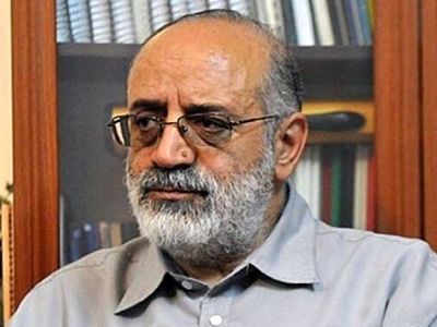 خون بر شمشیر پیروز است