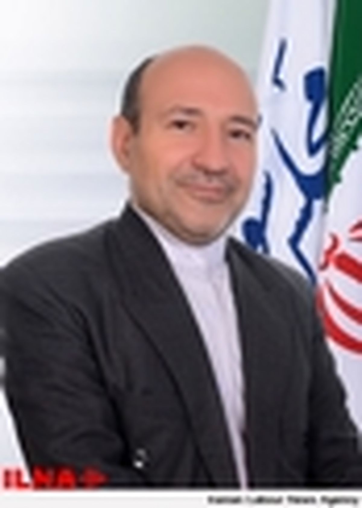 تولید تنها راه خروج از بحران اقتصادی کنونی است