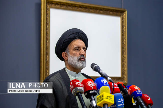مراسم افتتاحیه نمایشگاه هنری نغمه‌های بی صدا