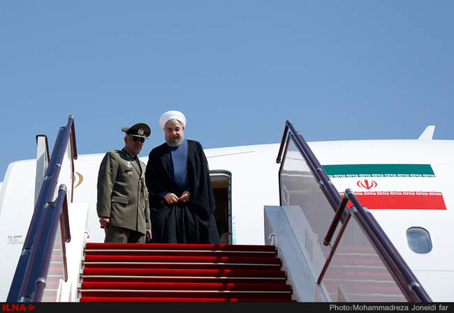 حسن روحانی رئیس جمهور کشورمان وارد باکو شد/2