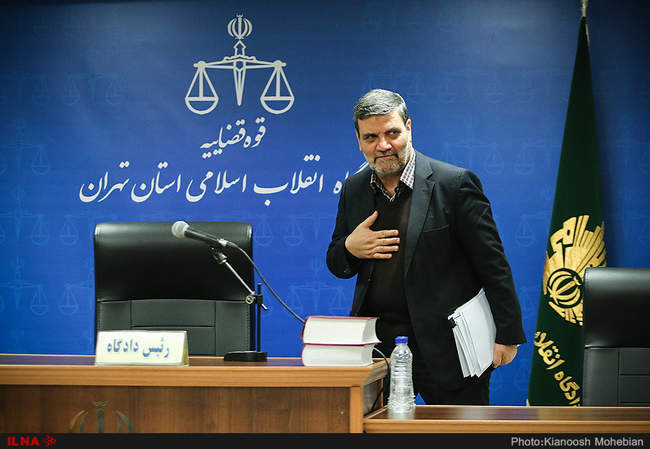 جلسه دوم رسیدگی به اتهامات متهمان پرونده دومان توکان