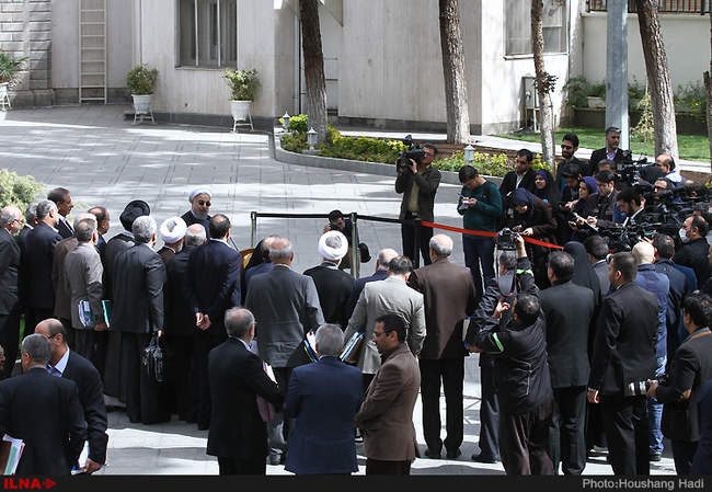 آخرین جلسه هیئت دولت در سال 94 