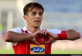 بازیکن پرسپولیس سوار اتوبوس تیم نشد/ ناراحتی به سمک فرشاد