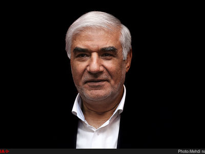 احزاب ما اگر همه با هم جمع شوند یک دهدار را هم نمی‌توانند انتخاب کنند