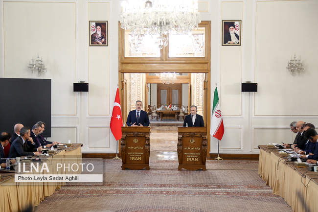 دیدار وزرای امور خارجه ایران و ترکیه