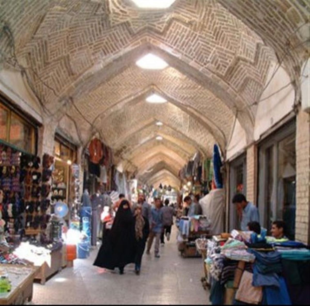 عادی شدن شهر ، ما را به سمت همه گیری بیشتری می برد