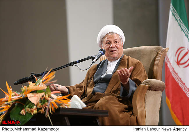 همایش جهان عاری از خشونت در اندیشه امام(ره) با حضور آیت الله هاشمی رفس