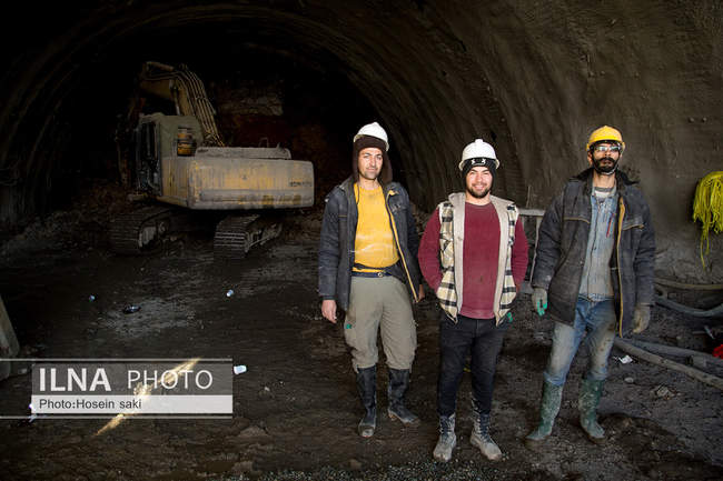 بازدید رئیس بنیاد مستضعفان از فاز ۳ آزادراه تهران شمال