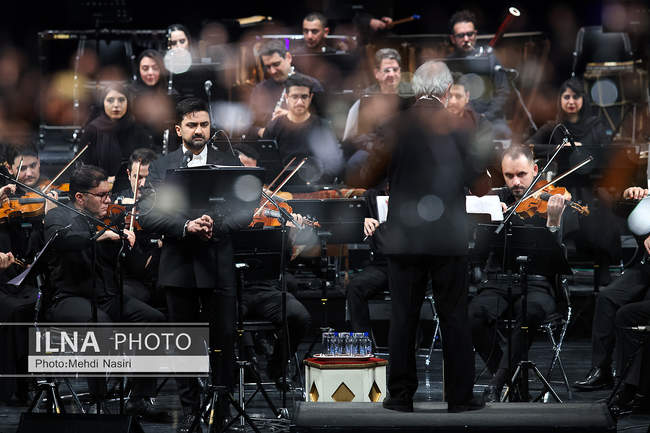 کنسرت «مرا عاشق‌تر کن» 