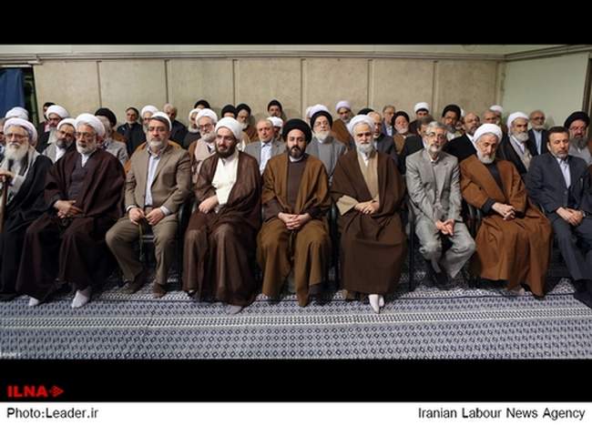 دیدار مسئولان نظام و میهمانان کنفرانس وحدت اسلامى‌ با رهبر معظم انق
