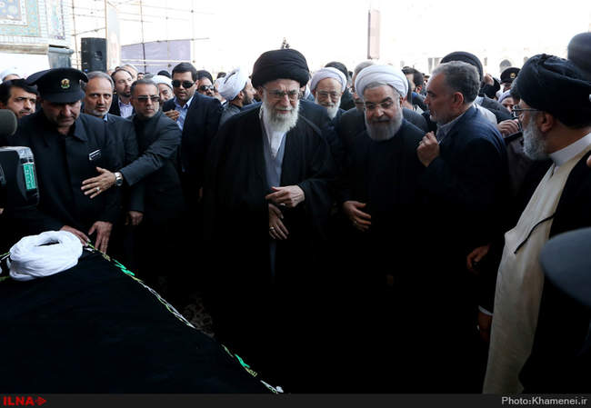 مراسم تشییع و اقامه نماز بر پیکر آیت‌الله واعظ طبسی با حضور رهبر انق�