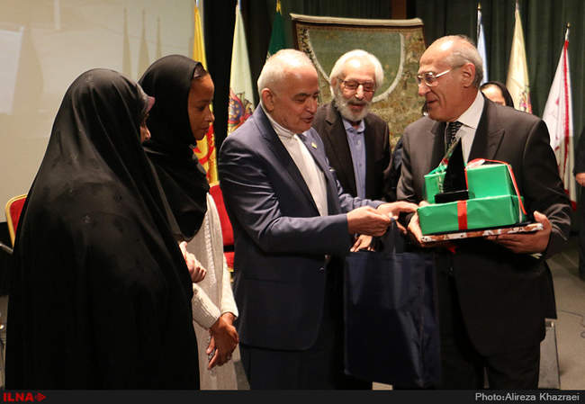 همایش بین‌المللی نکوداشت مولانا