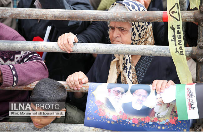 دیدار رئیس جمهور با مردم سنندج