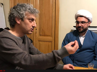 دلجویی رئیس اداره اوقاف شهرری از ارژنگ امیرفضلی