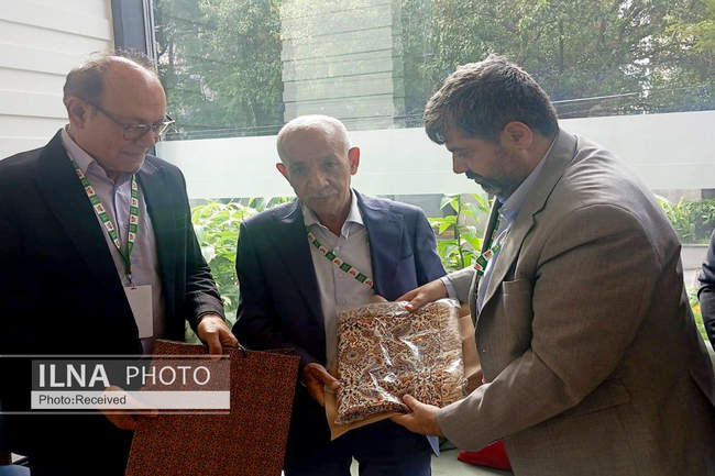 حاشیه پانزدهمین مجمع اتحادیه های کارگری کشورهای عضو بریکس 