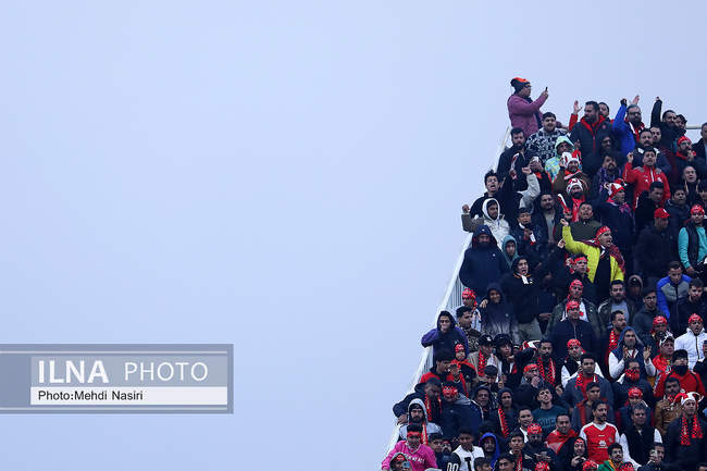دیدار تیمهای استقلال تهران و پرسپولیس تهران