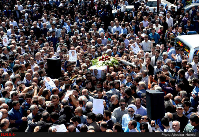 مراسم تشییع پیکر روح الله قهرمانی چابک استاندار سابق گیلان 
