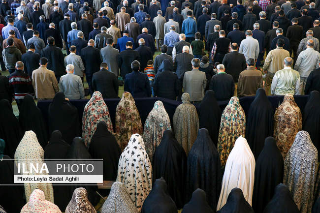 حال و هوای نماز جمعه  ۸ دی