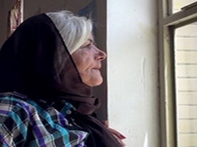 نخستین کارگردان زن ایرانی: تصمیم گرفتم در یک لحظه خودم و فیلمم را آتش بزنم