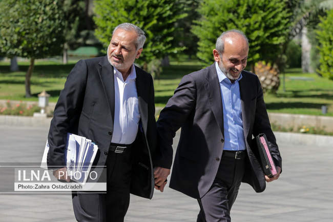 حاشیه جلسه هیات دولت - 9 مهر