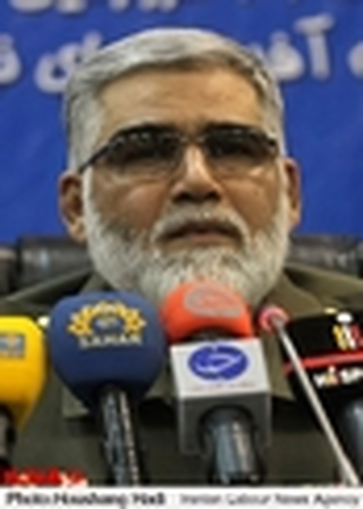 فرمانده نیروی زمینی ارتش از تکاوران " نوهد " تجلیل کرد